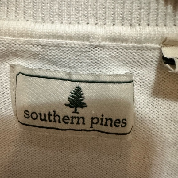 Men’s pullover cream colored sweater Size Large very soft great quality. - Picture 4 of 5